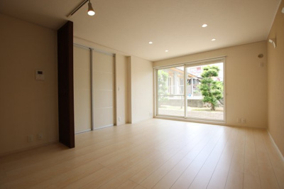 【居間・リビング】 | 丸元ハイツ