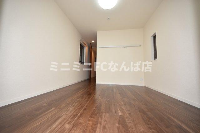 アリエンテウツボ