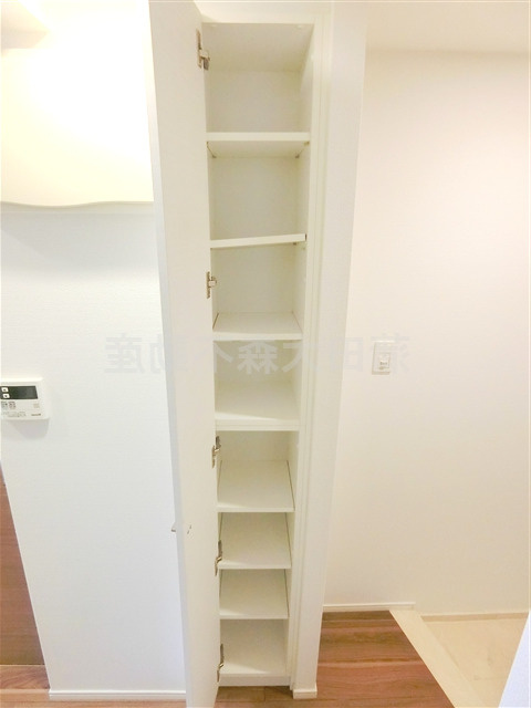 ジーベック大森ウエストの設備|玄関収納