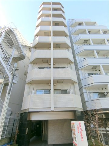 ジーベック大森ウエストの外観|2013年3月築　RC鉄筋コンクリート造地上9階建て総戸数23戸
東京都大田区大森西3丁目　京浜急行本線平和島駅と大森町駅のちょうど真ん中！どちらも徒歩圏内