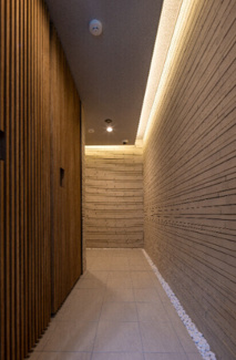 【エントランス】 | ロレーヌ東陽