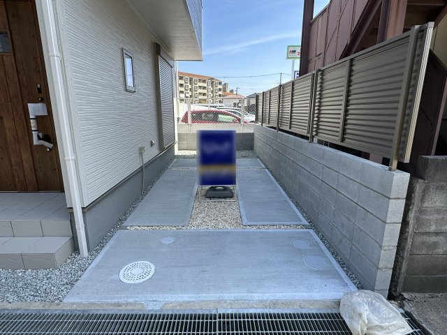 明石市貴崎4丁目新築戸建　2号棟の駐車場