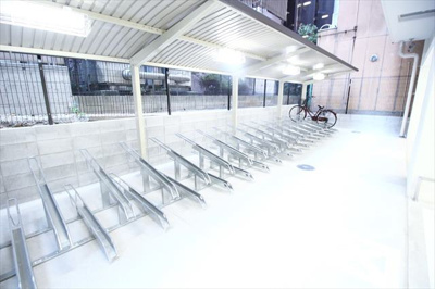 【その他】 | SERENiTE谷四