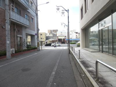 デトム・ワン三条通の地図|前面道路