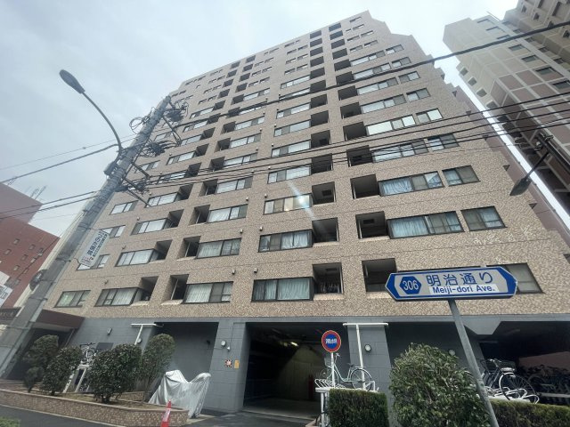 セレナハイム荒川公園の外観|ドキドキの新生活も、安心してスタート。ぴったりの住まいを見つけませんか？クランディアが一緒に住まい選びをサポートします‼　まずは、お気軽にお問合せください　＃クランディア