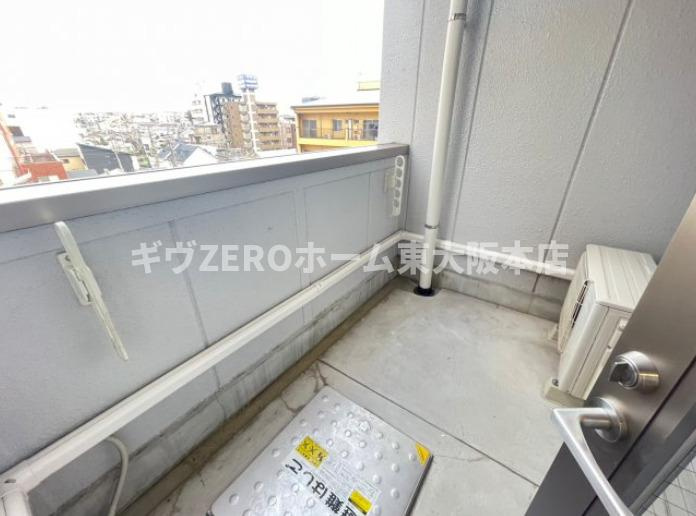 グランエクラ天下茶屋のバルコニー