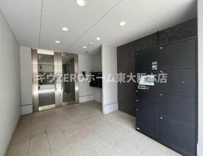 グランエクラ天下茶屋のエントランス