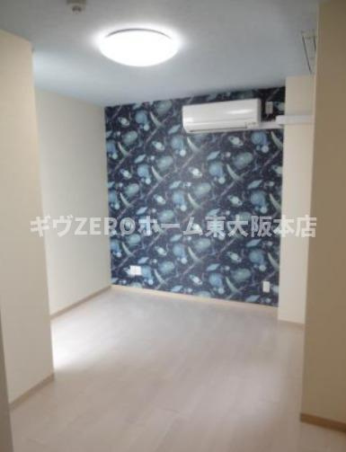 グランエクラ天下茶屋の居間・リビング