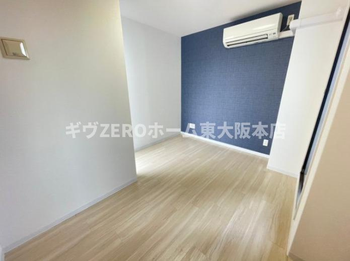 グランエクラ天下茶屋の居間・リビング