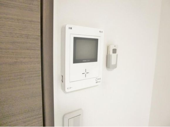 Ｔ`ｓ　ＯＴＡＫＩＢＡＳＨＩのセキュリティ|モニター付インターフォンで安心♪（同一仕様写真）