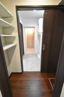 【収納】 | レジデンス鹿児島中央(北棟) | 洗面所横の収納スペース