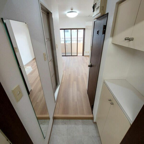 ベイ・アルファ常盤台の玄関