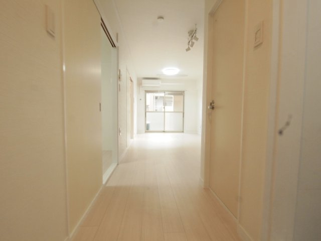 緑ヶ丘第四マンションの洋室|明るい洋室です