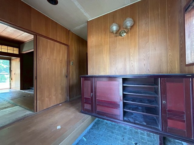 小倉南区志井4丁目　中古戸建の玄関|シンプルで使いやすい玄関です