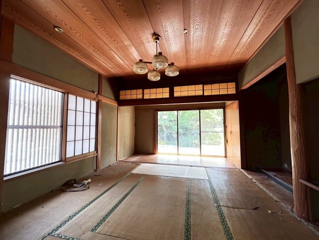 小倉南区志井4丁目　中古戸建の和室|日本らしい落ち着いた雰囲気の和室です