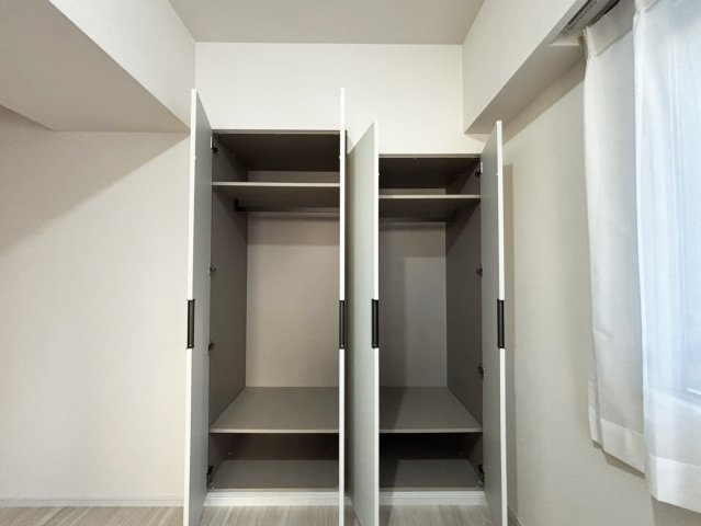 【収納】 | パークホームズ文京白山ヒルテラス | 6.1帖洋室のクローゼット