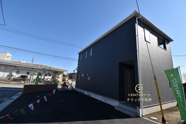 Cradlegarden　 常陸大宮市姥賀町　第3　1の駐車場|駐車場は十分なスペース。ご家族それぞれが車をご所有の場合や、来客の際も安心です。
内覧可能です。ご予約はHPから、またお電話でもお気軽にどうぞ。