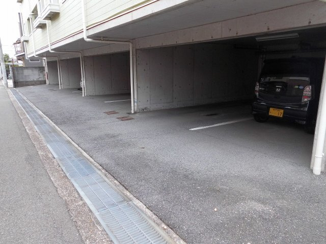 テルース21IIの駐車場