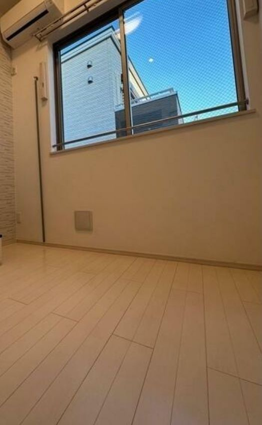 サンクチュアリ南長崎の居間・リビング|ホワイトフローリング（同一仕様写真）