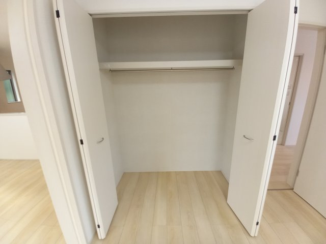 笠原町974番の収納|各お部屋に収納スペースがあり、お部屋がすっきりとお使いいただけます♪（同施工物件）