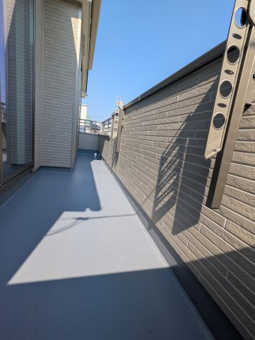 笠原町974番のバルコニー|バルコニーで見る景色は眺めが良く晴れた日はたくさんの洗濯を干すことが出来ます。