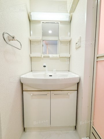 久留米市東櫛原町の賃貸マンションの洗面所|明るい洗面所です★