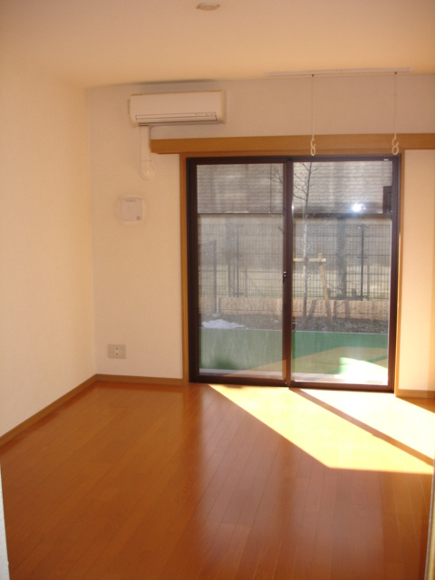 ルヴェール多磨の居間・リビング