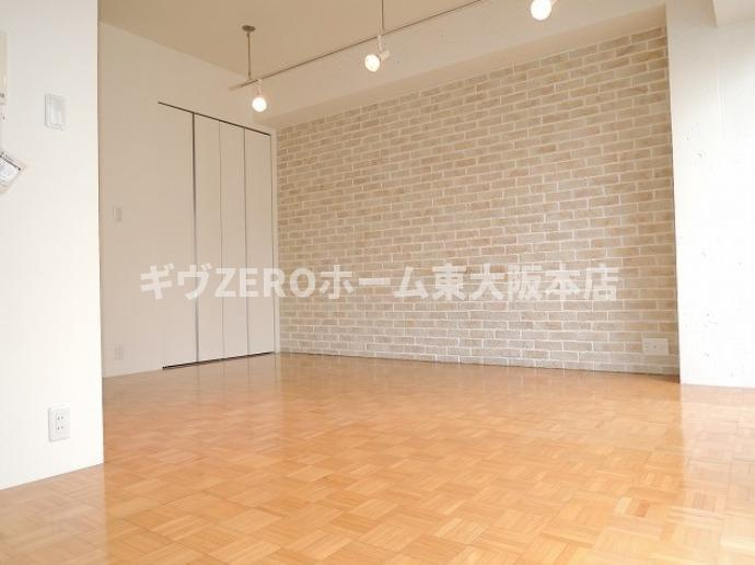 アーバンスタイル心斎橋の居間・リビング