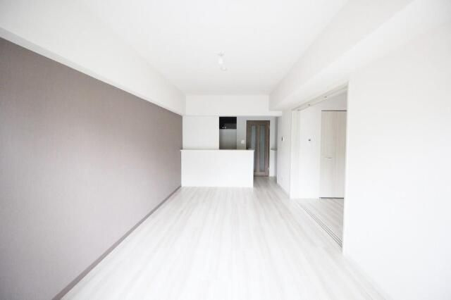 イルミナーレ学大の居間・リビング