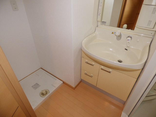 コンフォートレジデンス御堂筋本町の洗面所