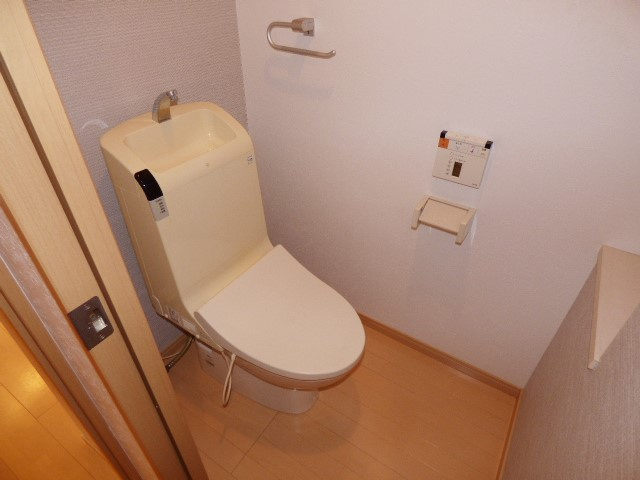 コンフォートレジデンス御堂筋本町のトイレ