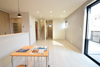 【居間・リビング】 | レジデンス鹿児島中央(南棟)