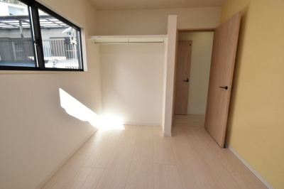 【洋室】 | レジデンス鹿児島中央(南棟) | 2F洋室4.4帖