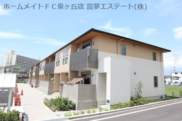アベンシスの外観
