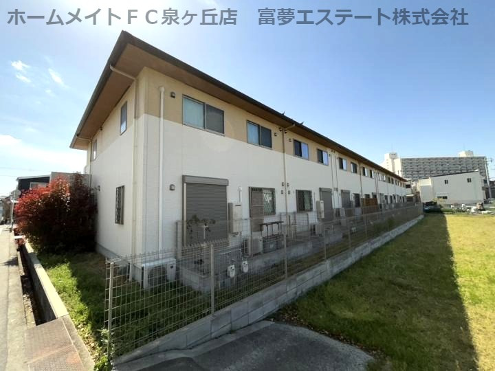 アベンシスの外観