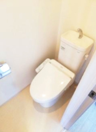 【トイレ】 | アベンシス | ※同物件・反転タイプの写真