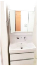 【洗面所】 | アベンシス | ※同物件・反転タイプの写真