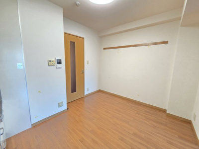 【洋室】 | メゾンアズール