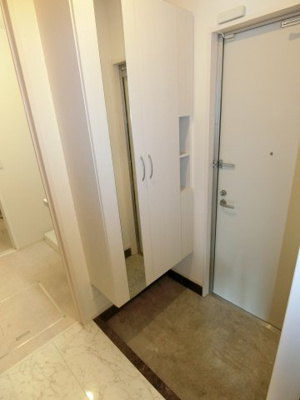 【玄関】 | アーバーオークス