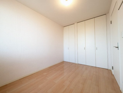 【寝室】 | ホワイトハウス2