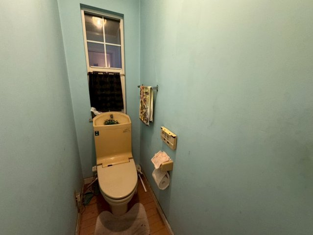 -三丁目不動産-　本庄市上真下　平成14年築のトイレ|2F