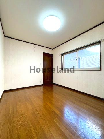 岩出市岡田戸建の洋室