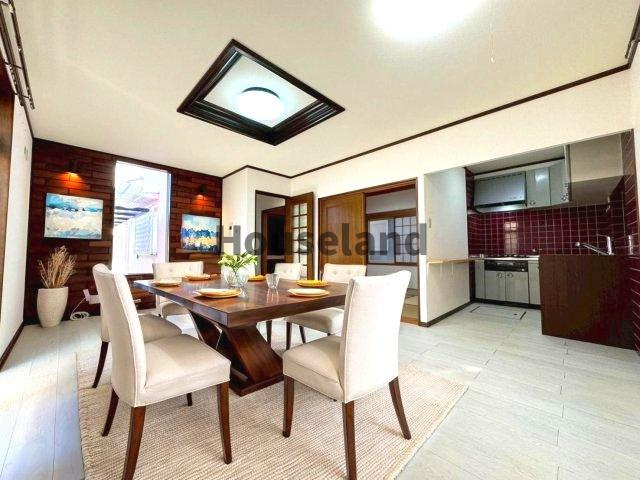 岩出市岡田戸建の居間・リビング