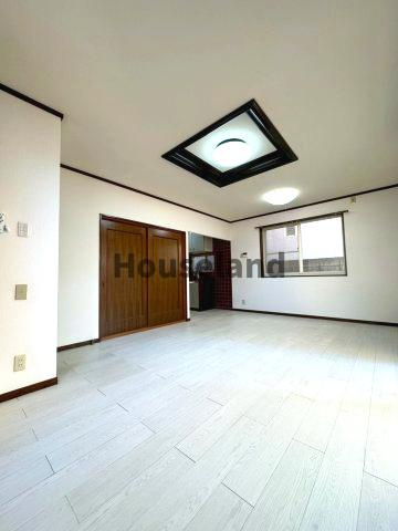 岩出市岡田戸建の居間・リビング