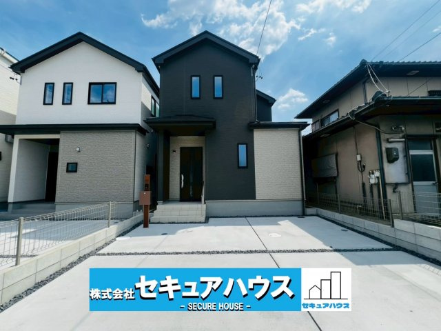【本日ご案内ご案内】豊明市新田町門先　全2棟の外観|【現地外観写真】
◆完成！本日ご案内可能♪365日営業中！
◆駐車並列2台可能！オプション工事でカーポート設置などいかがでしょうか。その他にも、フェンスなどの「オプション工事」もご提案いたします♪　　