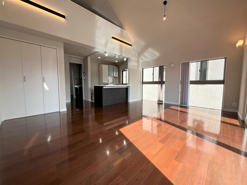 世田谷区成城8丁目　中古戸建