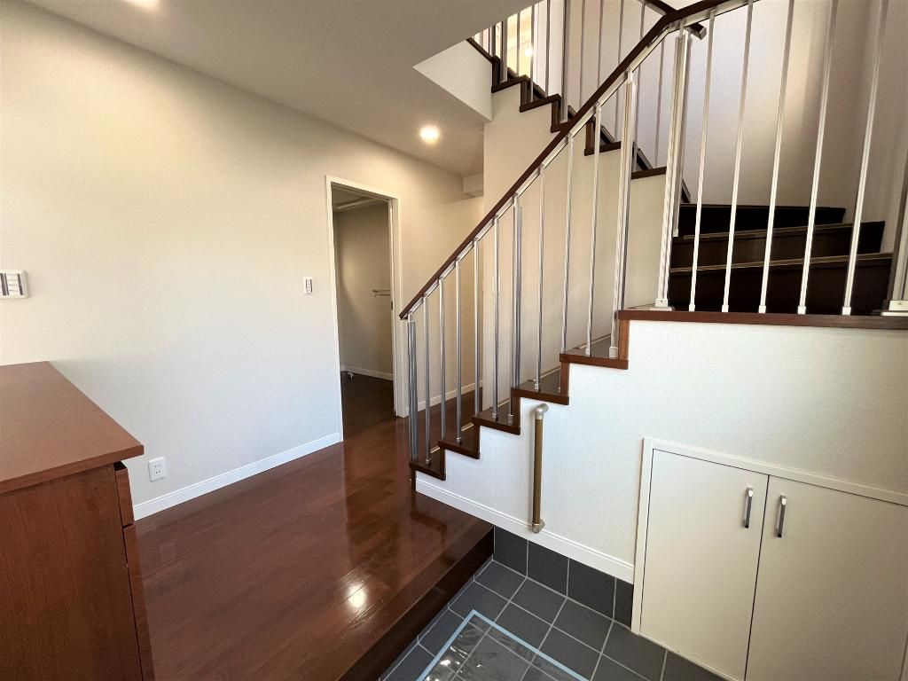 世田谷区成城8丁目　中古戸建