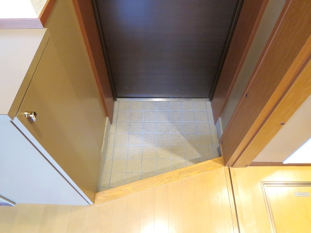 ルヴェドュソレイユの玄関|玄関スペースです♪