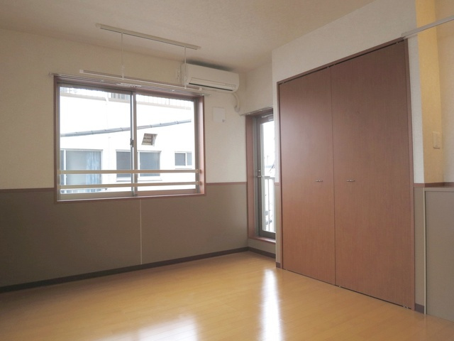 ルヴェドュソレイユの居間・リビング|広くスッキリとしたリビングです(#^^#)