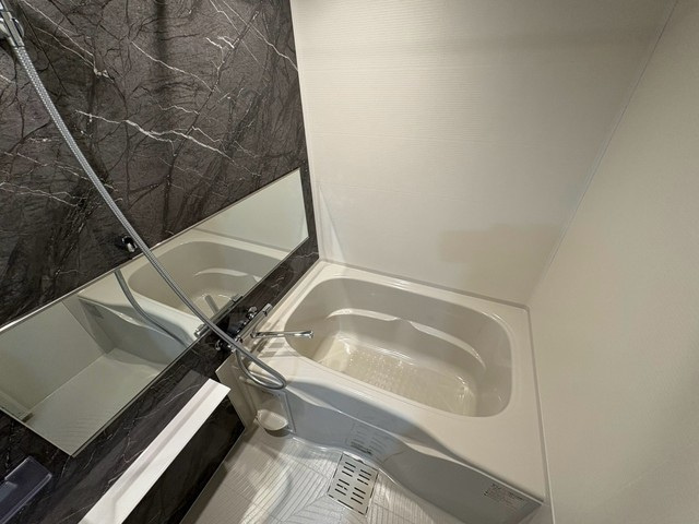 エイトバレー５０の浴室|落ち着いた空間のお風呂です